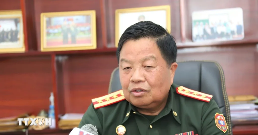 63 nam quan he ngoai giao viet nam lao 0509