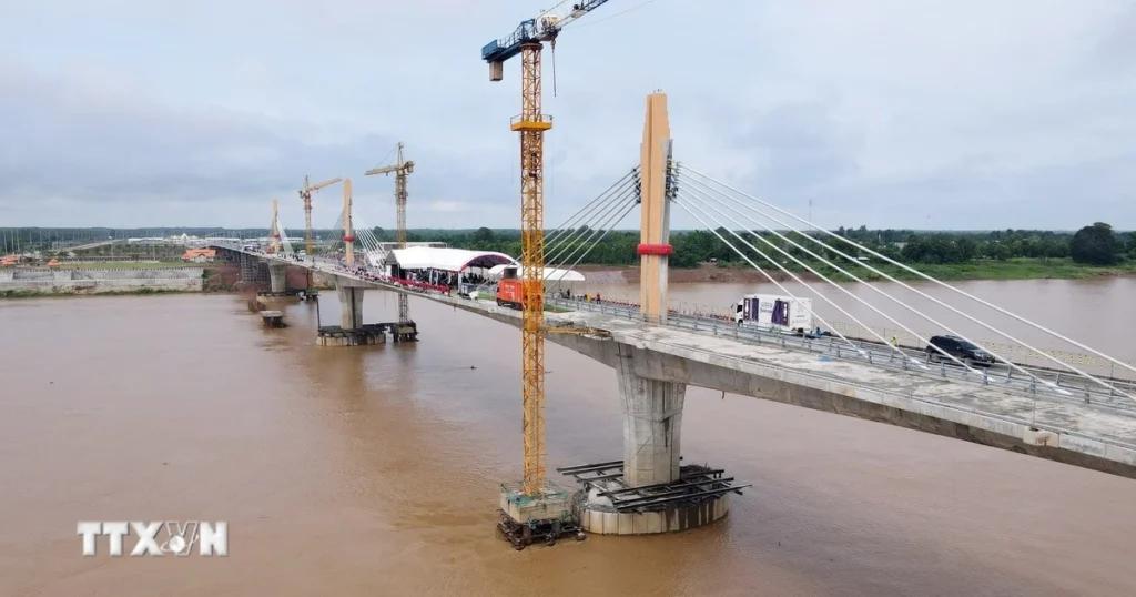 Thái Lan, Lào và Trung Quốc thúc đẩy xây dựng cầu đường sắt Nong Khai-Vientiane 1 cau huu nghi lao thai lan