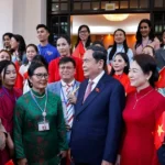 chu tich quoc hoi gap go cong dong nguoi viet nam tai malaysia 1609 13