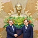 chu tich quoc hoi tran thanh man tiep pho chu tich thu nhat hoi dong lien bang nga 2