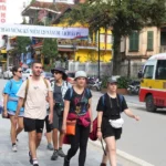 khach du lich den sa pa