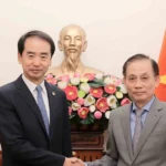 le hoai trung resize