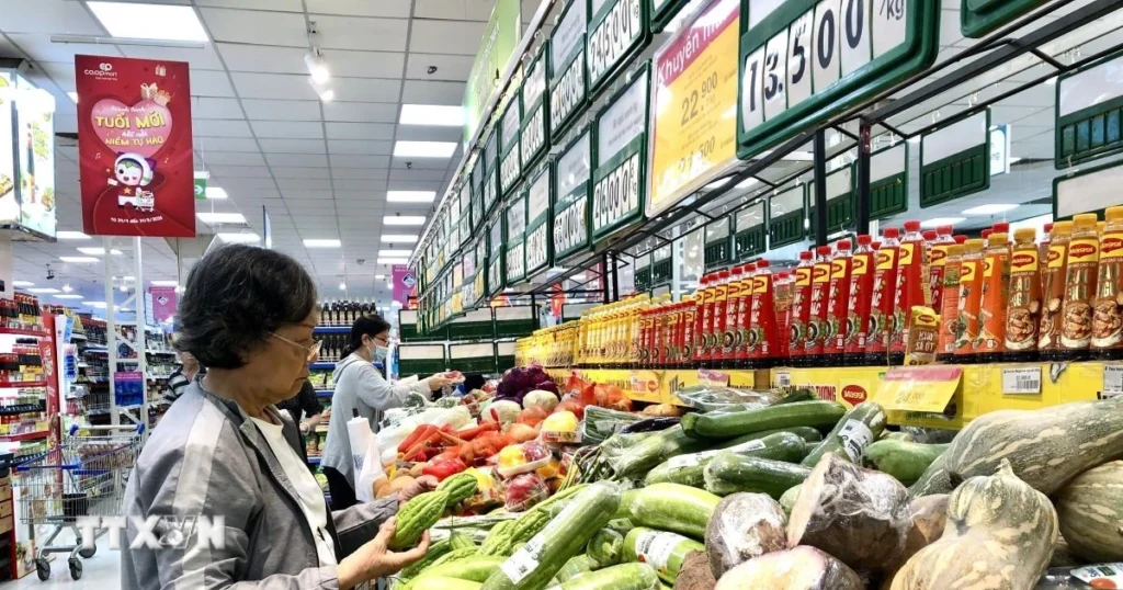 Thứ trưởng Bộ Tư pháp: Hoàn thiện pháp luật bảo vệ quyền lợi người tiêu dùng 1 nguoi tieu dung 1809