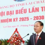 ong le minh ngan duoc bau lam bi thu tinh uy lai chau 1909