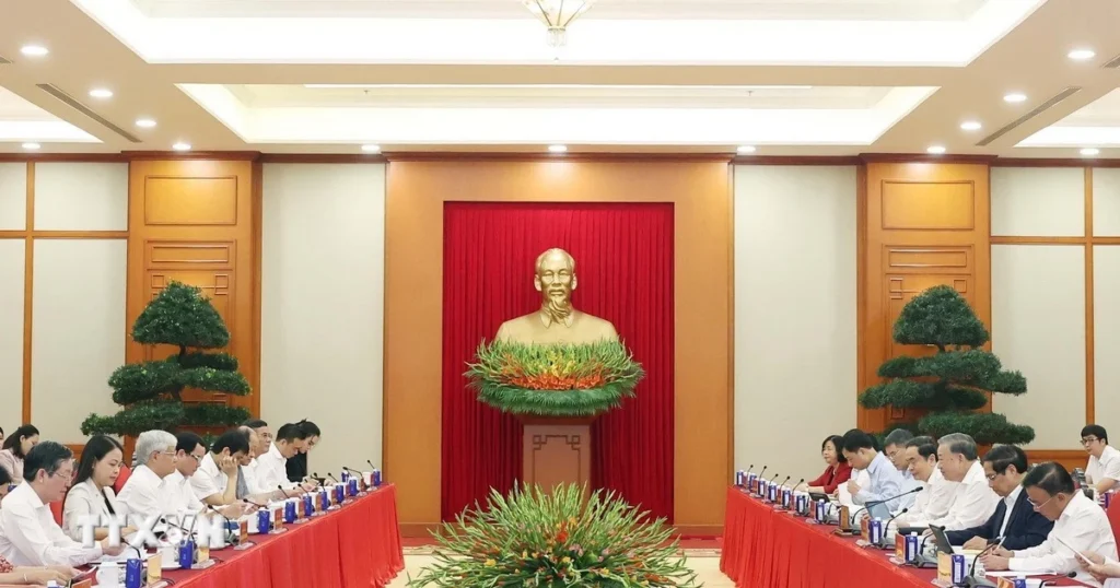 Kết nối tinh thần đại đoàn kết trong mái nhà chung Mặt trận Tổ quốc 1 tong bi thu mat tran to quoc 4