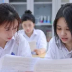 tuyen sinh lop 10