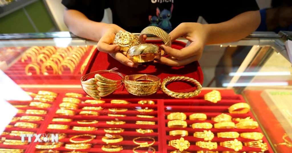 Thị trường châu Á: Đà tăng kỷ lục của vàng chưa có dấu hiệu hạ nhiệt 1 vang chau a