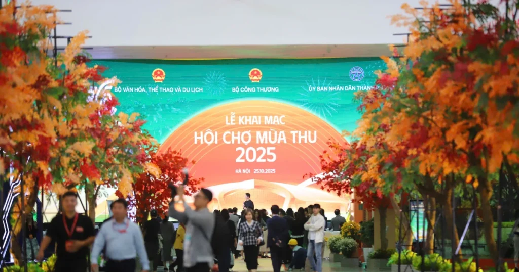hoi cho mua thu 2510 1