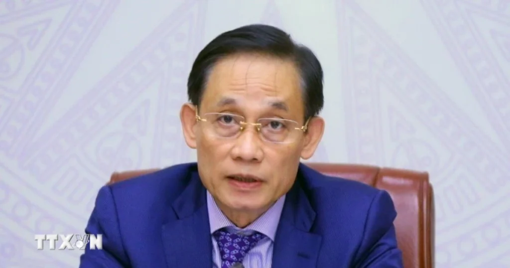 ong le hoai trung 19