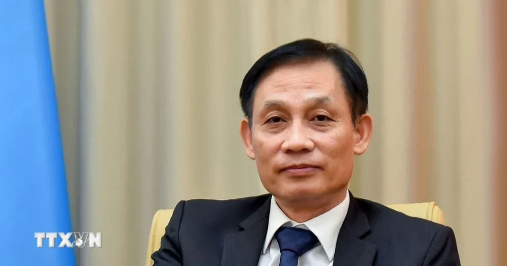 Quyền Bộ trưởng Ngoại giao Lê Hoài Trung gặp Bộ trưởng Ngoại giao Phần Lan 1 quyen bo truong bo ngoai giao 2409