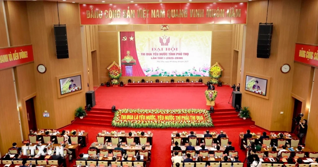 Phú Thọ phấn đấu trở thành một trong những cực tăng trưởng của Vùng Thủ đô 1 thi dua khen thuong 1