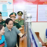 thu tuong kiem tra tinh hinh hoat dong cua trung tam phuc vu hanh chinh cong xa bat mot 2