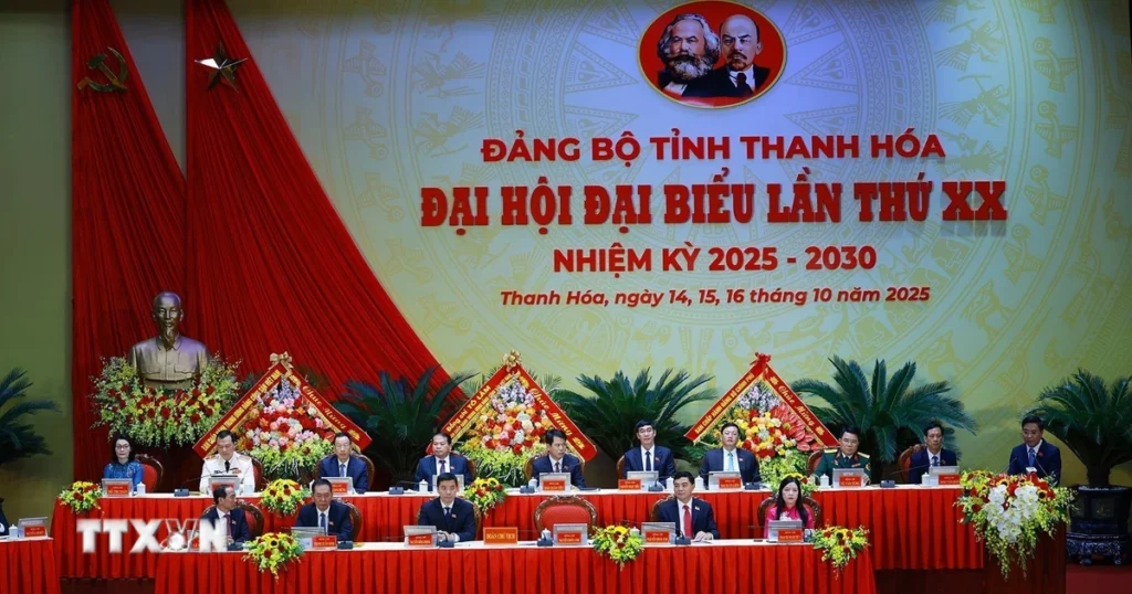 Phấn đấu đến năm 2030, Thanh Hóa trong nhóm các tỉnh dẫn đầu cả nước 1 thu tuong pham minh chinh du dai hoi dai bieu dang bo tinh thanh hoa lan thu xx 8339509 5