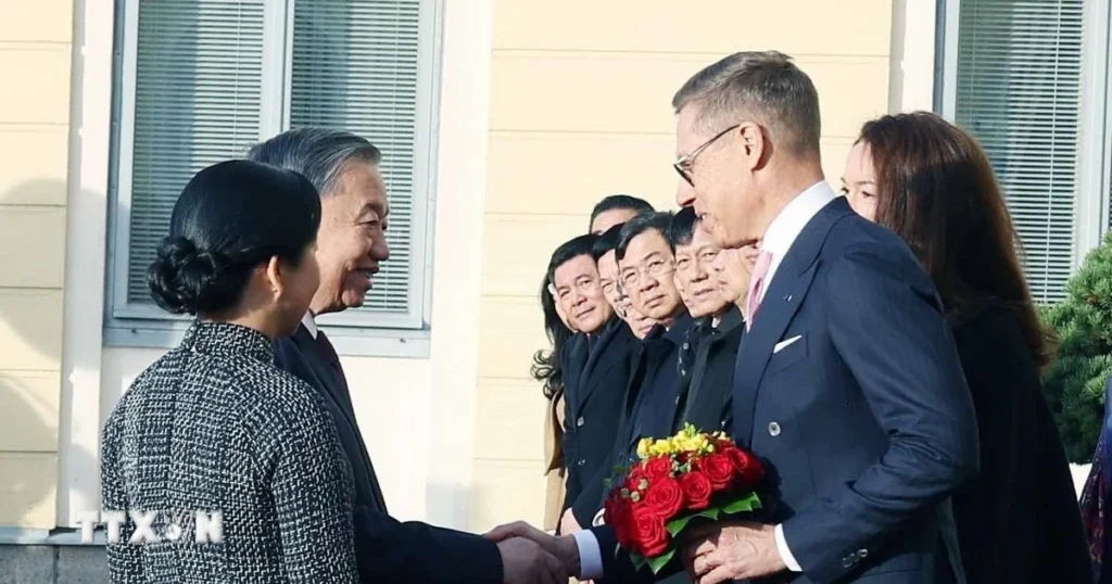 Toàn cảnh lễ đón chính thức Tổng Bí thư Tô Lâm và Phu nhân thăm Phần Lan 1 tong bi thu tham phan lan 2