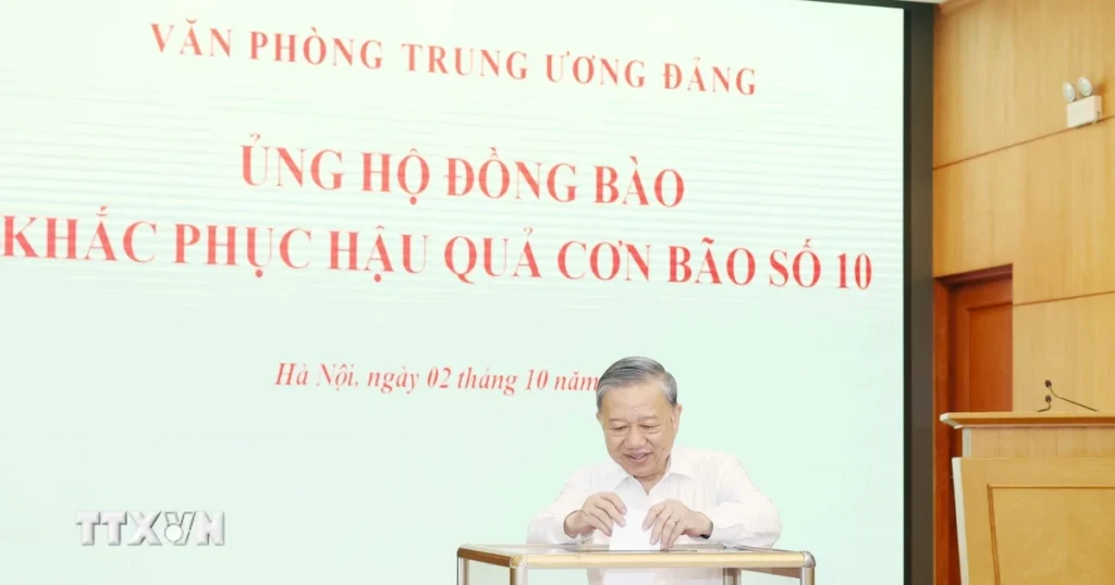 Văn phòng Trung ương Đảng ủng hộ đồng bào khắc phục hậu quả bão số 10 1 van phong trung uong to chuc quyen gop ung ho dong bao khac phuc hau qua con bao so 10 1