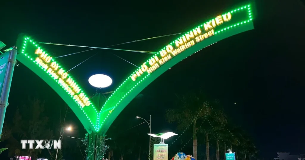 2711 pho di bo ninh kieu
