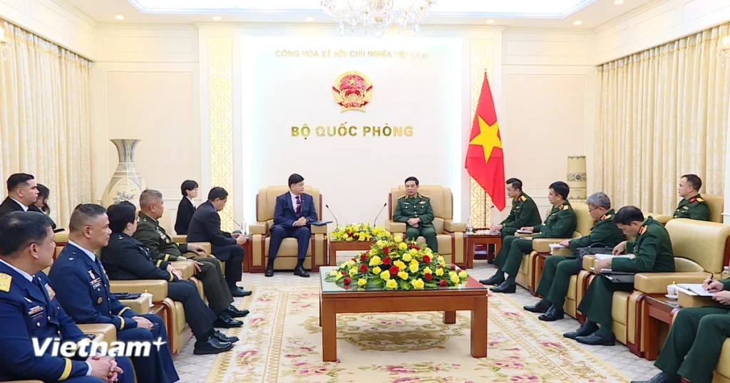 Đại tướng Phan Văn Giang tiếp Thứ trưởng Bộ Quốc phòng Philippines 1 botruongtiepxagiao2