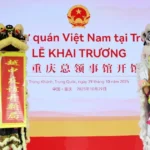 lanh su quan viet nam tai trung khanh resize