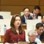 quoc hoi4