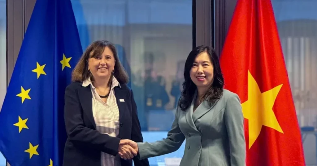 EU hỗ trợ Việt Nam 850.000 euro để khắc phục hậu quả lũ lụt 1 thu truong le thi thu hang