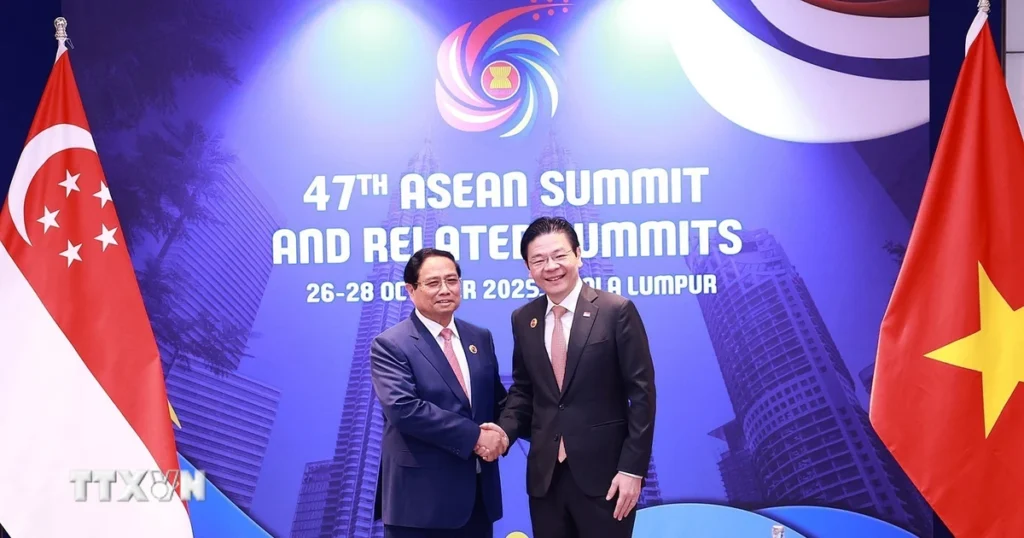 Thủ tướng Phạm Minh Chính và Thủ tướng Singapore gặp thường niên lần thứ 2 1 thu tuong pham minh chinh gap thuong nien lan thu 2 voi thu tuong singapore lawrence wong 5 1