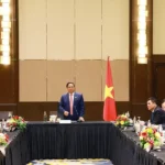thu tuong pham minh chinh lam viec voi dai su 5
