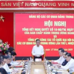 thuong truc ban bi thu chu tri hoi nghi tong ket 4