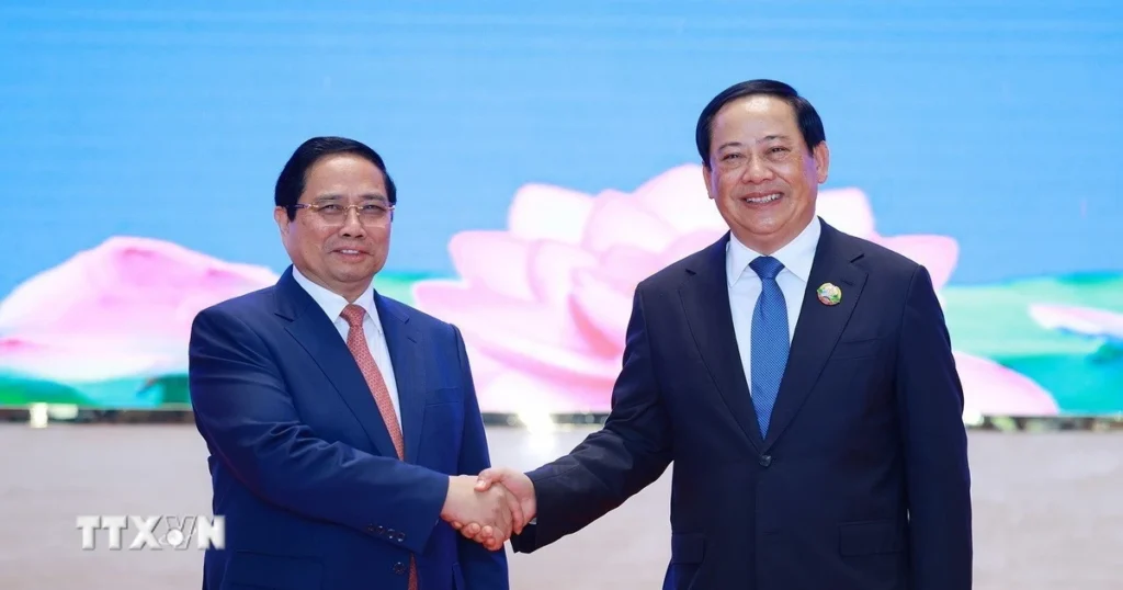 Kỳ họp lần thứ 48 Ủy ban Liên Chính phủ về hợp tác song phương Việt Nam-Lào 1 0312 thu tuong uy ban lien chinh phu viet nam lao 6 1