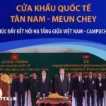 cua khau