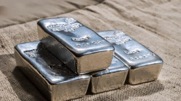Giá bạc tiếp tục thiết lập mức đỉnh lịch sử ở mức 67,49 USD một ounce 1 gia bac 2 1