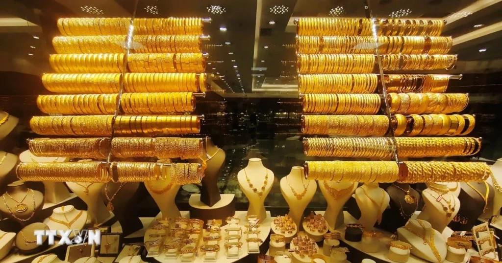 Giá vàng thế giới chạm mức cao nhất 7 tuần, giá bạc rời đỉnh lịch sử 1 gia vang 1312
