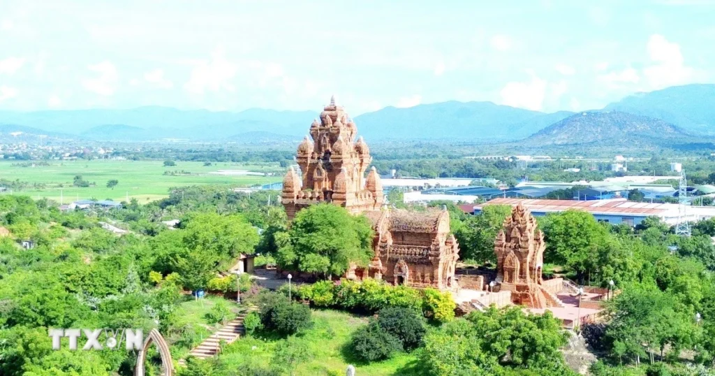 Khánh Hòa: Hiện thực hóa mục tiêu trở thành trung tâm văn hóa-du lịch 1 khanh hoa