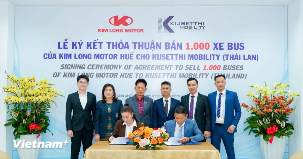Huế: Kim Long Motor xuất khẩu 1.000 xe bus sang Thái Lan 1 kimlonghue