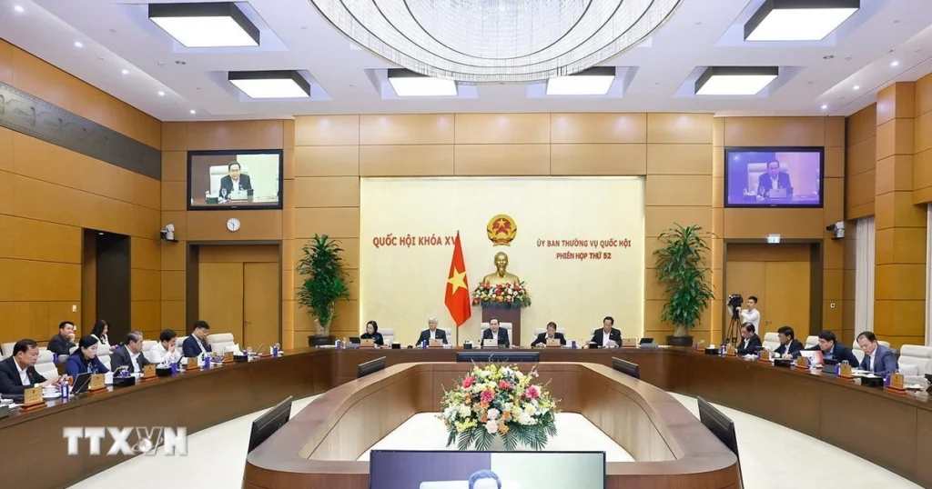 Thông cáo báo chí số 34, Kỳ họp thứ 10, Quốc hội khóa XV 1 qh