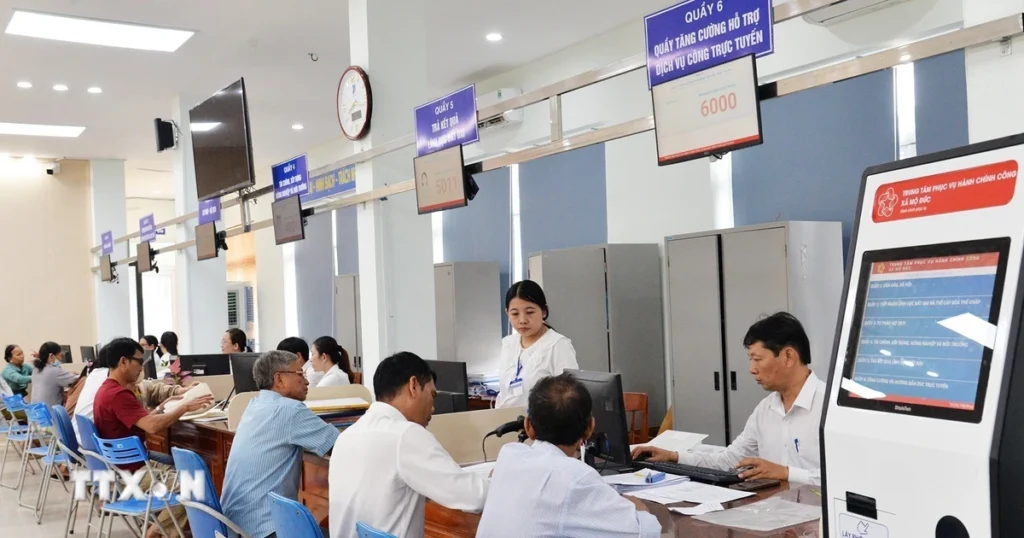Tinh gọn tổ chức bộ máy: Đặt nền tảng cho phát triển nhanh và bền vững 1 quang ngai hanh chinh cong tiep dan tinh gon bo may