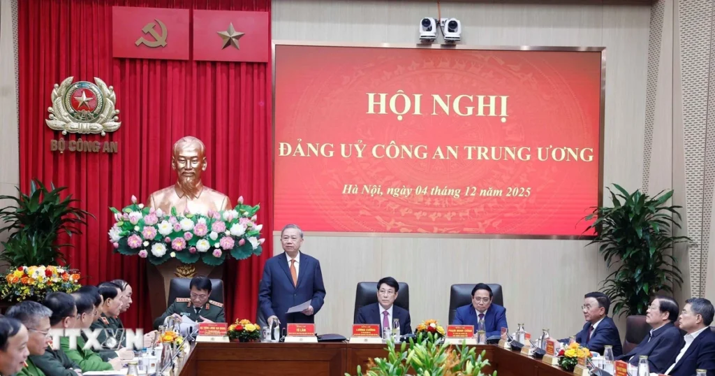Hội nghị Đảng ủy Công an Trung ương tại Hà Nội 1 tong bi thu to lam du hoi nghi dang uy cong an trung uong 04 1
