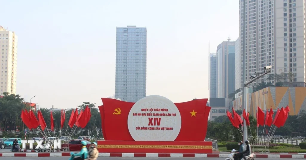 Đại hội XIV của Đảng: Chìa khóa chuyển đổi Việt Nam đến năm 2045 1 ha noi ruc ro co hoa sat son niem tin vao dai hoi xiv cua dang 1301
