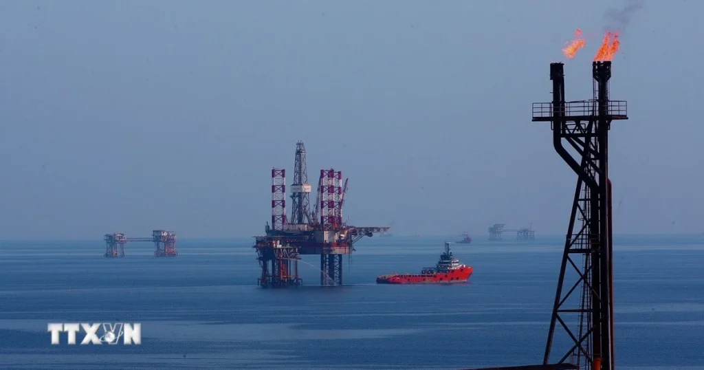 Nghị quyết 79-NQ/TW: Kinh tế nhà nước dẫn dắt tăng trưởng kinh tế 1 khai thac dau khi cua petrovietnam resize