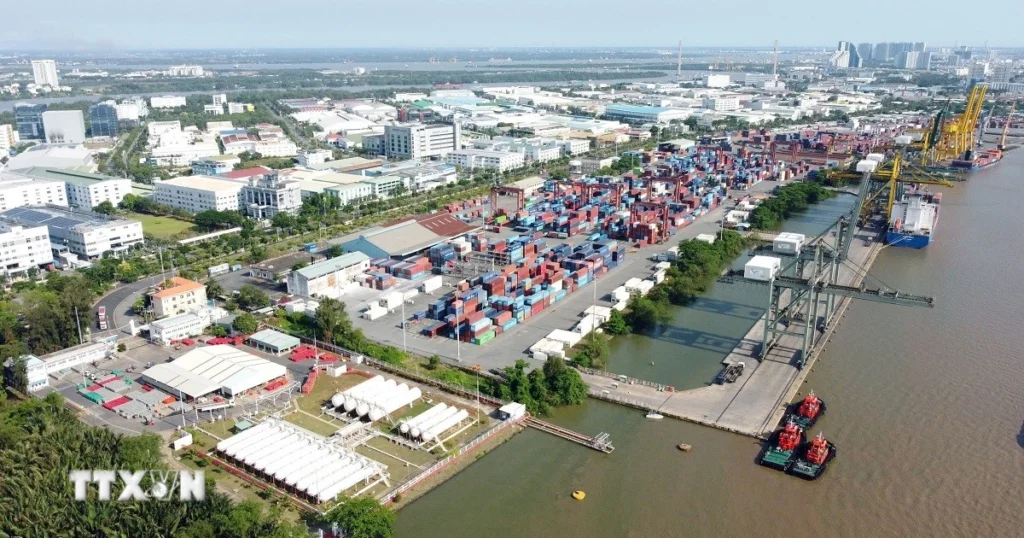 Khu công nghiệp ở Thành phố Hồ Chí Minh thu hút hơn 5,3 tỷ USD trong năm 2025 1 khu che xuat tan thuan