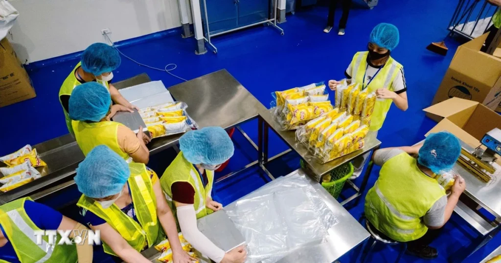 Điều kiện bảo đảm an toàn trong sản xuất thực phẩm bảo vệ sức khỏe 1 san xuat thuc pham 2801 1