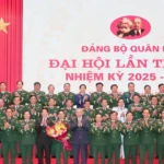tong bi thu dang bo quan doi