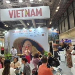 viet nam du lich chau au 1