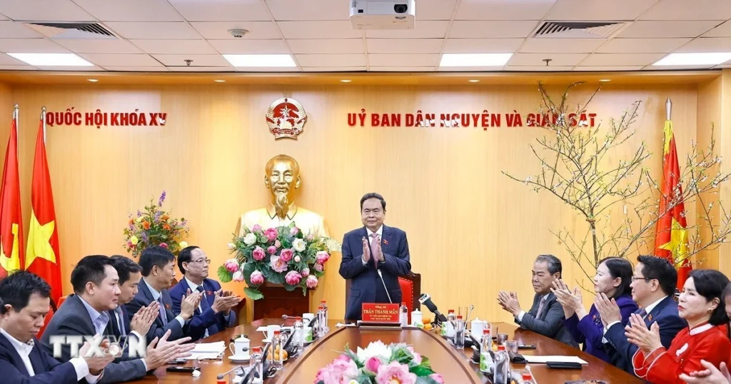 Chủ tịch Quốc hội Trần Thanh Mẫn làm việc với các Ủy ban của Quốc hội 1 chu tich quoc hoi tran thanh man gap mat uy ban dan nguyen va giam sat cua quoc hoi 3