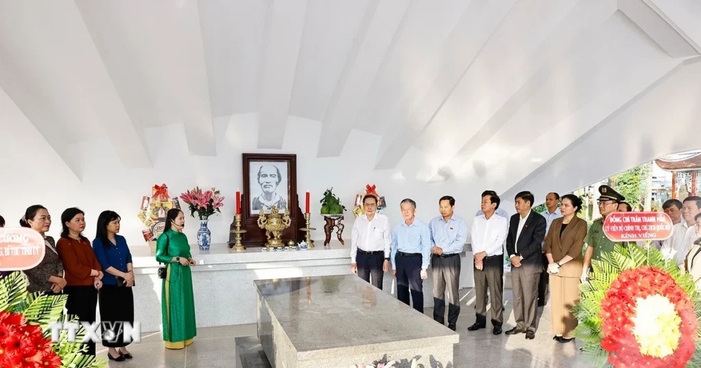 chu tich quoc hoi vieng mo cu pho bang nguyen sinh sac 2