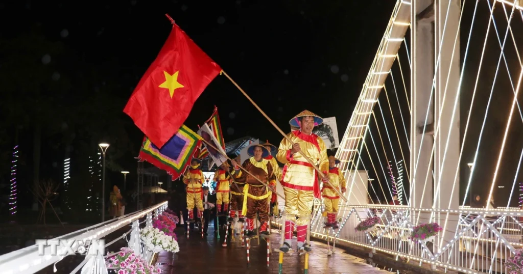 Phố đi bộ Nam Hòa ra mắt, thắp sáng không gian văn hóa Phố Hiến 1 hung yen khai truong pho di bo nam hoa tai phuong pho hien 8581423
