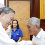 tong bi thu to lam tham chuc tet dang bo tay ninh 3 resize