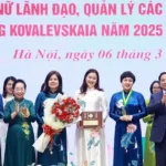 0603 thu tuong nu lanh dao kovalevskaia 9