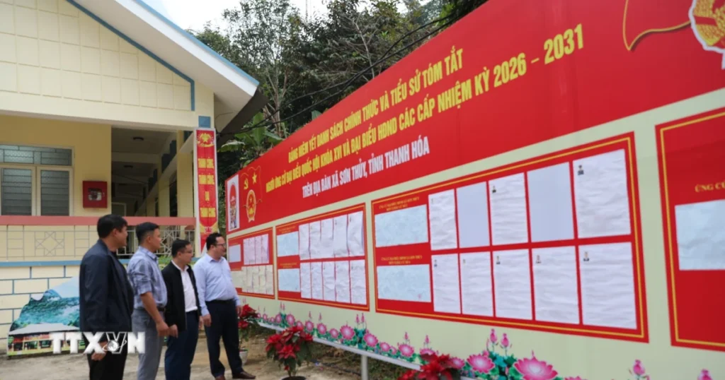 Để lá phiếu đến với mọi bản làng ở vùng sâu, vùng xa trên khắp mọi miền đất nước 1 1303 bau cu dan toc thieu so thanh hoa 2