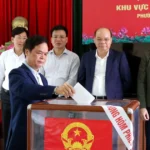 bau cu quoc hoi va hdnd hung yen van hanh thu quy trinh bo phieu bau cu 8627804 1