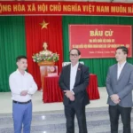 bau cu quoc hoi va hdnd pho chu tich quoc hoi tran quang phuong kiem tra tai xa mien nui pu luong thanh hoa 1003